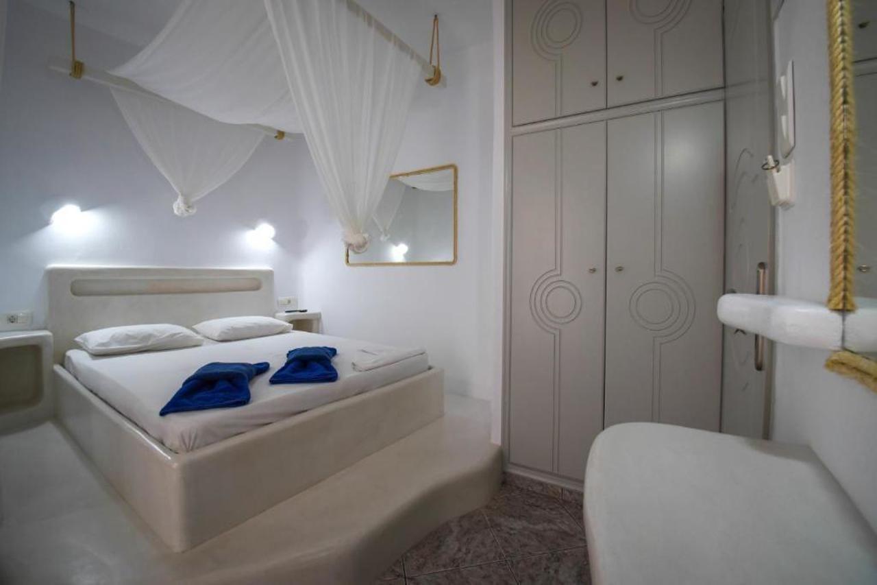 Christos Makrinos Rooms Adamantas  Exterior foto