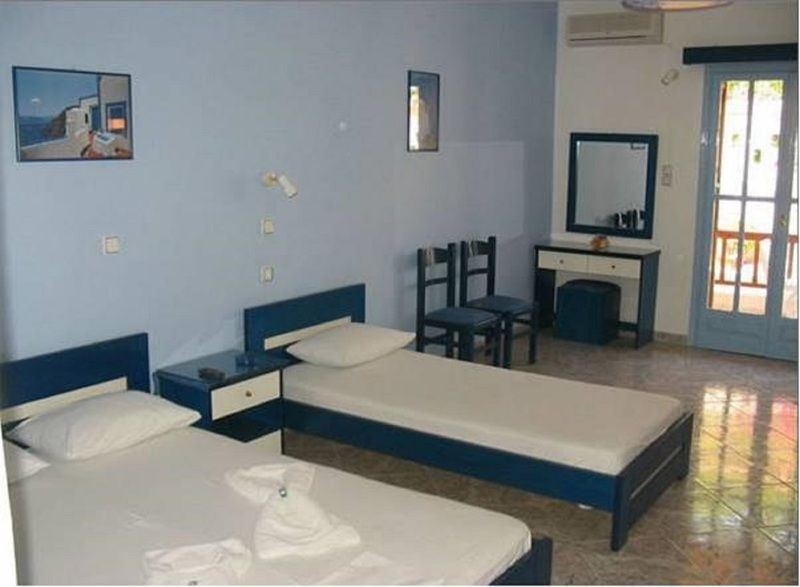 Christos Makrinos Rooms Adamantas  Exterior foto